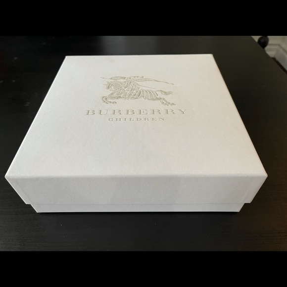Burberry Gift Box - Children - Picture 4 of 4